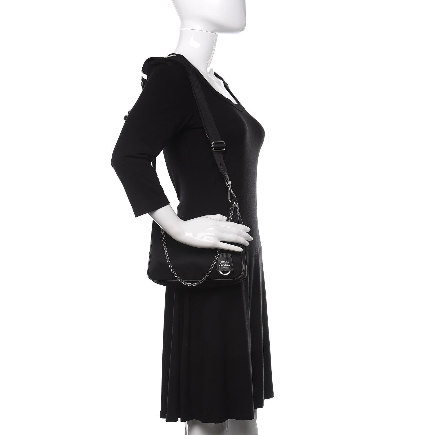 Prada Nylon Re-Edition 2005 Shoulder Bag Black 2 of 12
