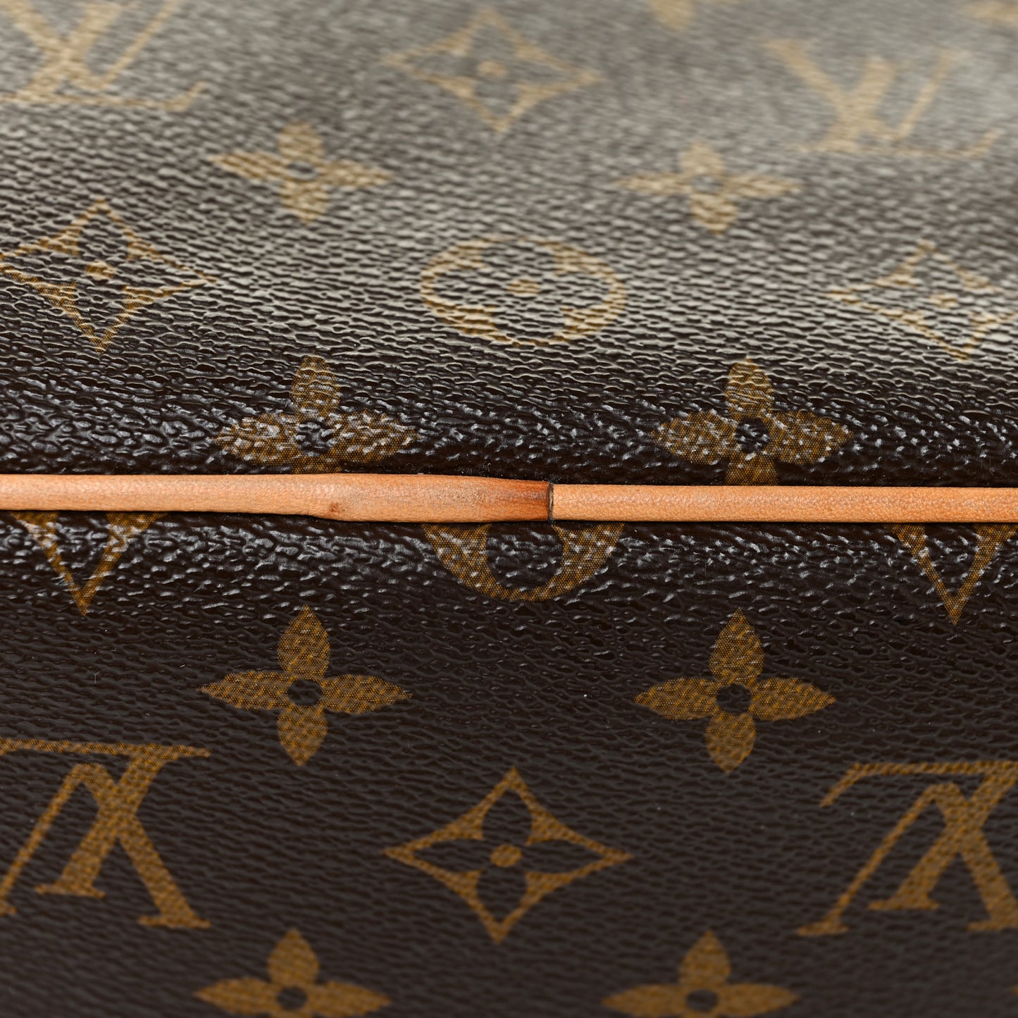 Monogram Neo