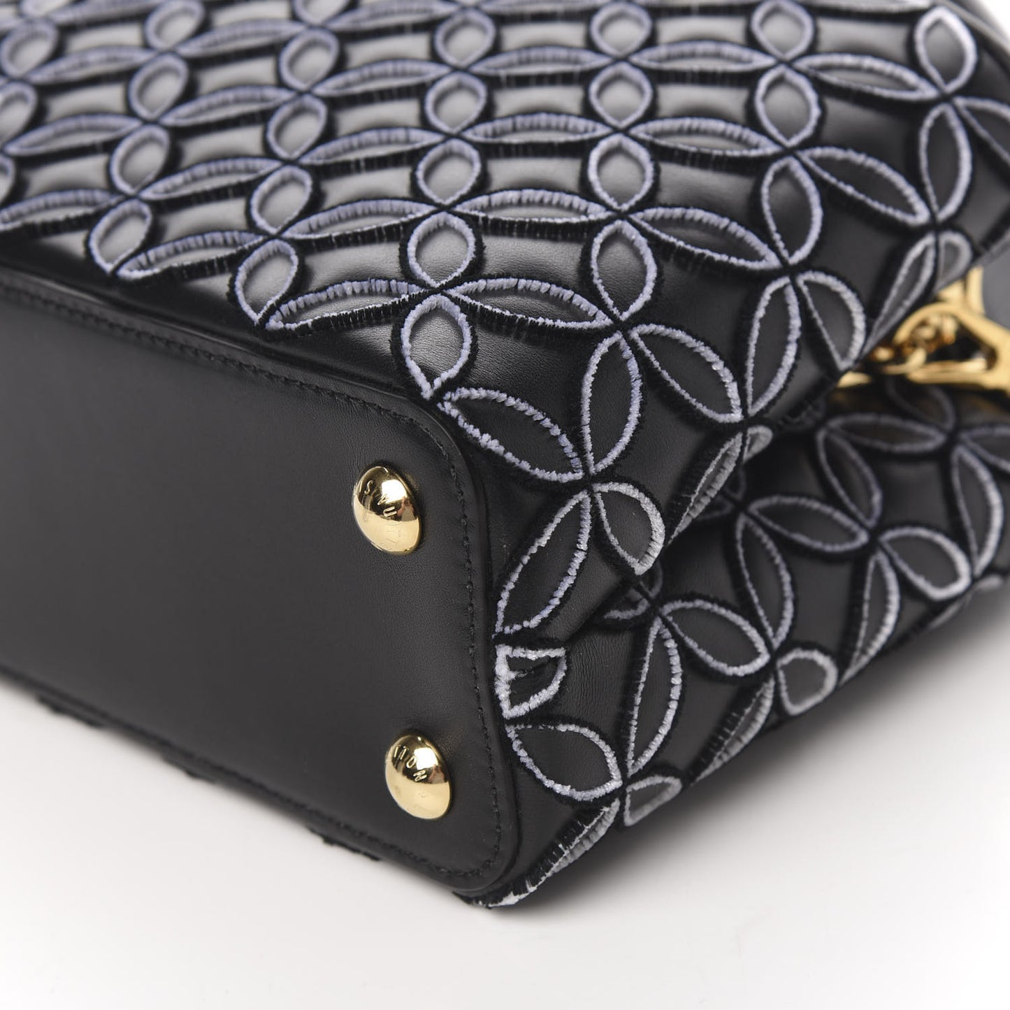 Tufted Lambskin Capucines BB Black