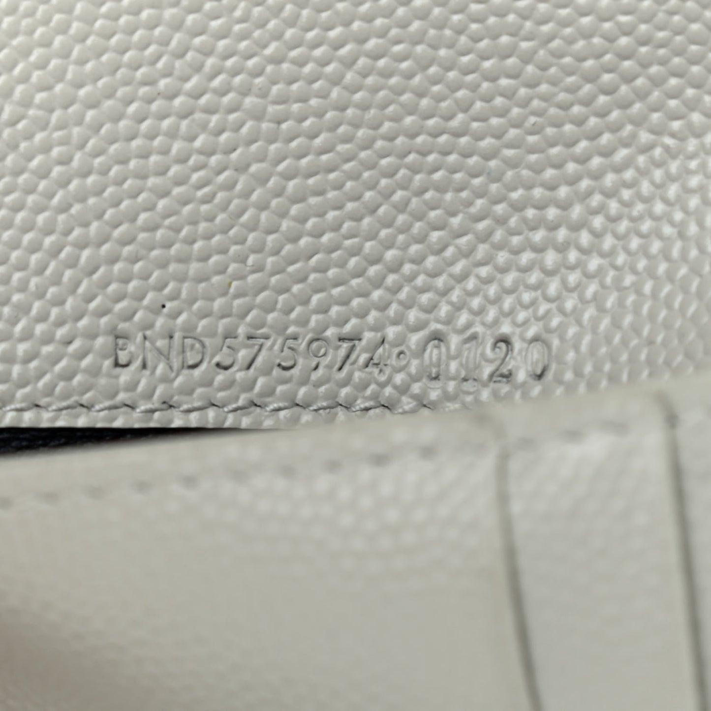 Grain De Poudre Matelasse Chevron Monogram Zipped Two-Part Wallet Crema Soft