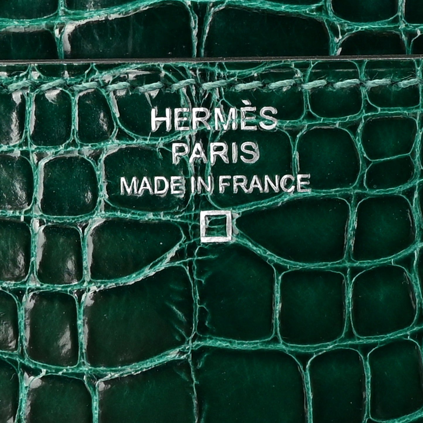 Shiny Alligator Constance Long Wallet Vert Emeraude