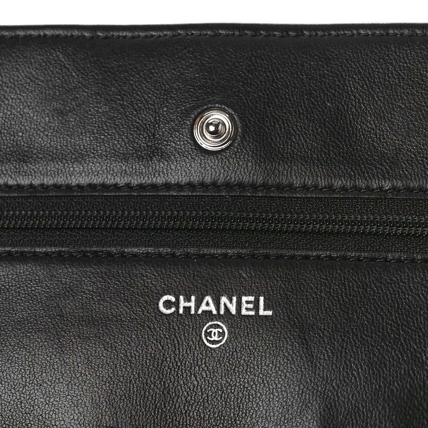 Lambskin Quilted Wallet On Chain WOC Black