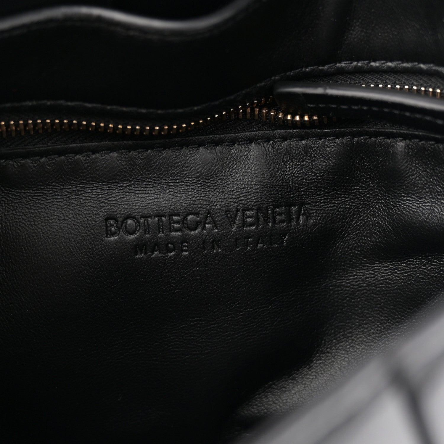 Bottega Veneta Patent Maxi Intrecciato Cassette Crossbody Bag Black 6 of 10