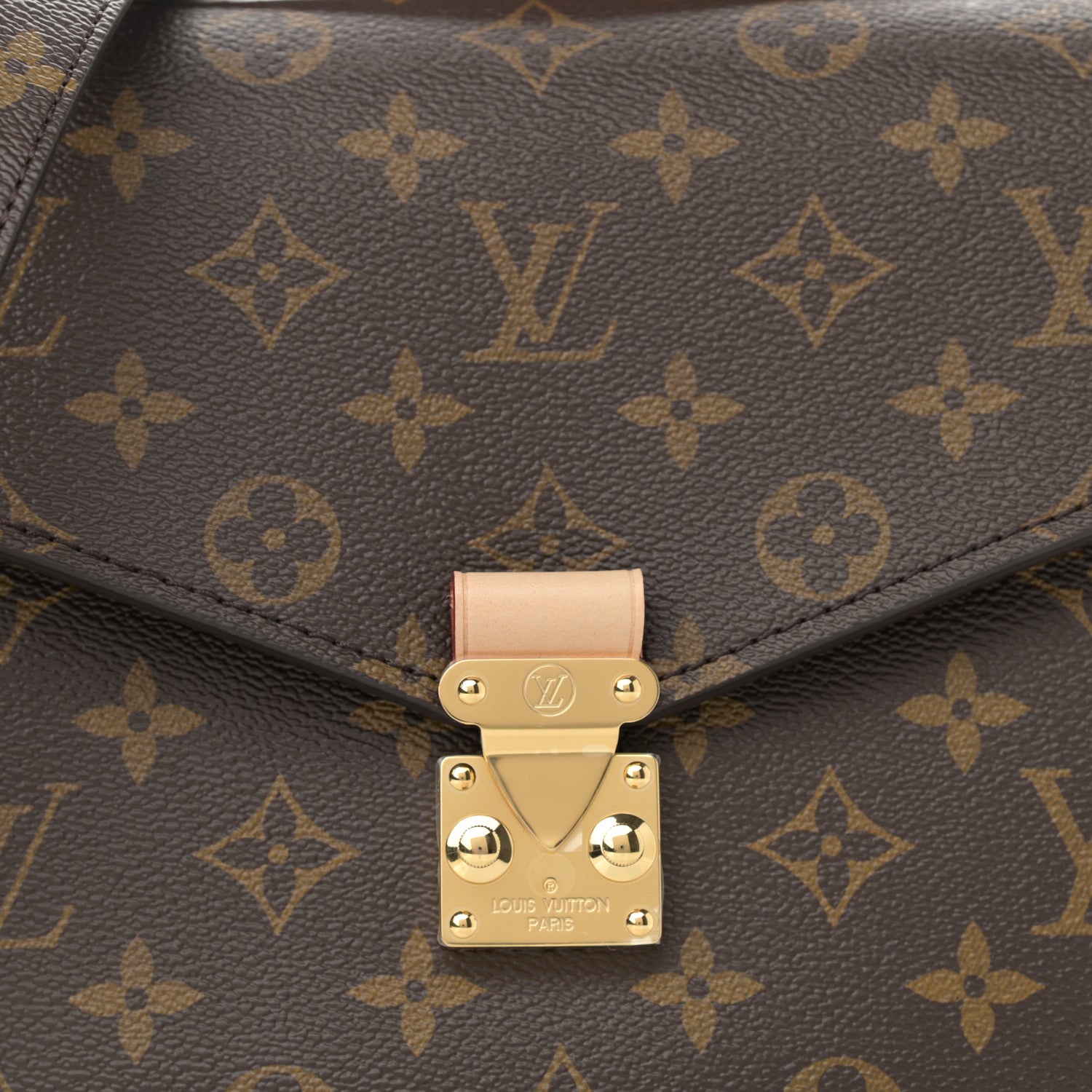 Louis Vuitton Monogram Pochette Metis 7 of 9