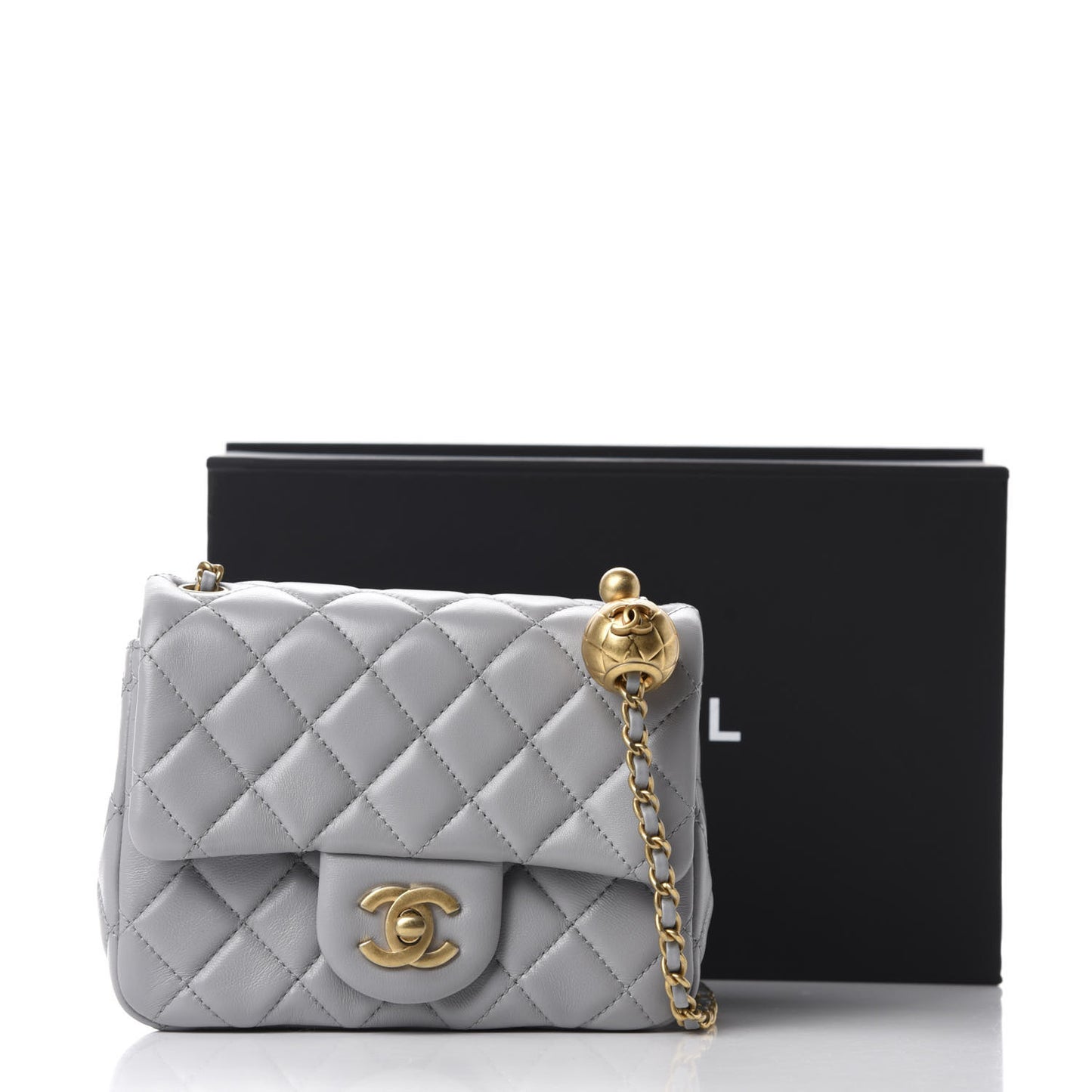 Lambskin Quilted Mini Pearl Crush Flap Light Grey