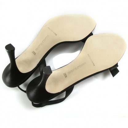 FASHIONPHILE MANOLOBLAHNIKSatinJeweledPumps39.5 5 of 7