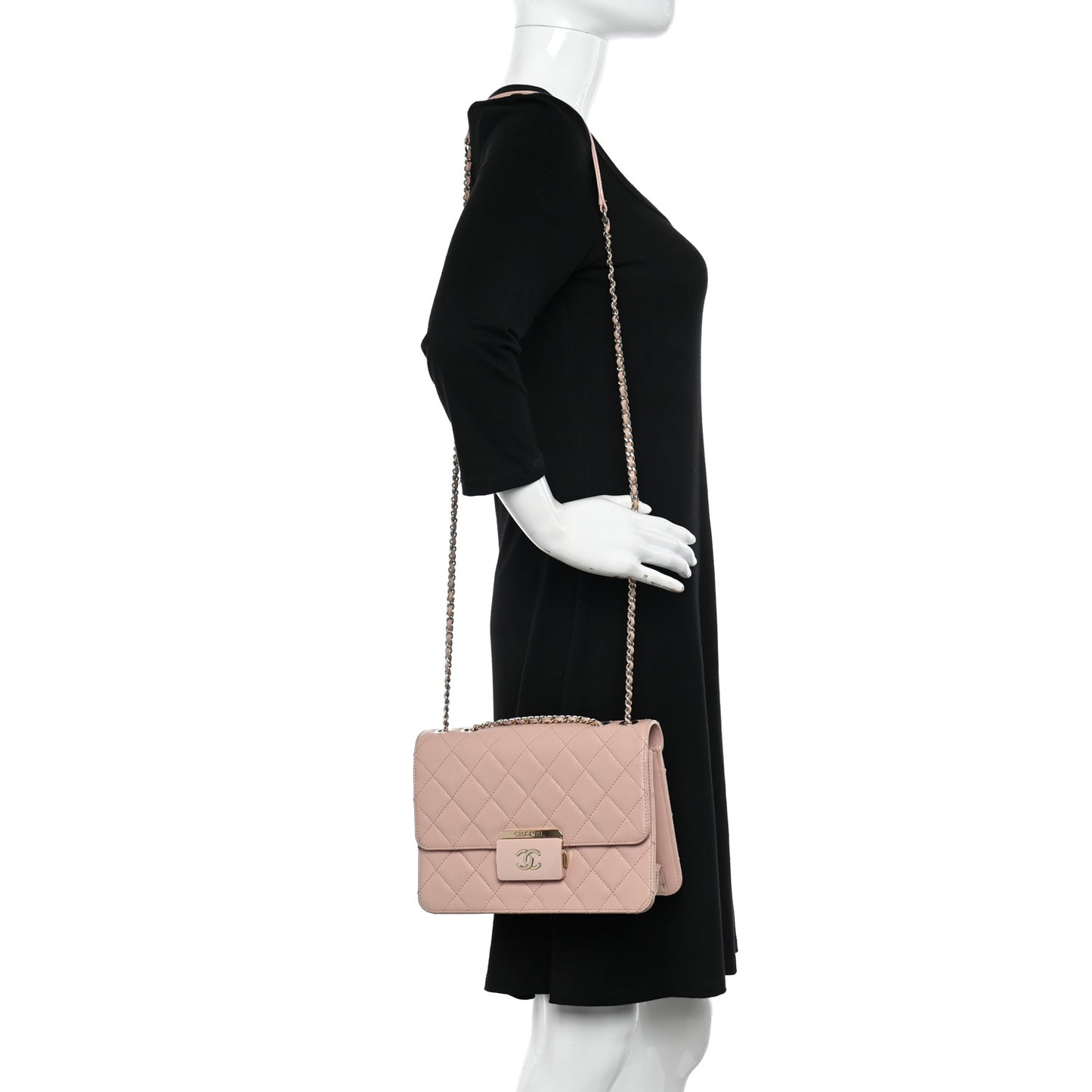 Sheepskin Quilted Beauty Lock Flap Pink