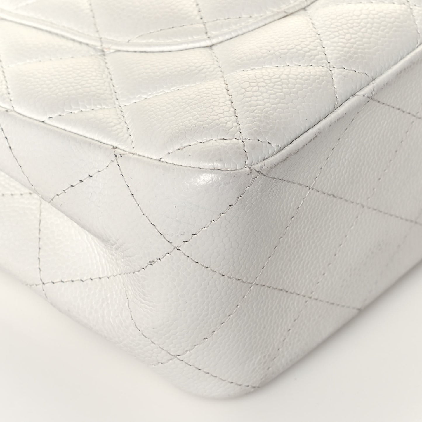 Caviar Quilted Jumbo Single Flap White