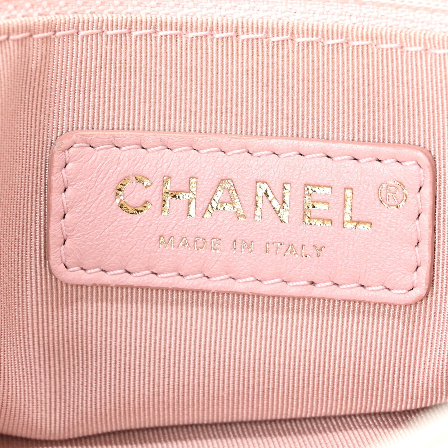 Grained Calfskin Stitched Medium Chevron Chic Top Handle Flap White
