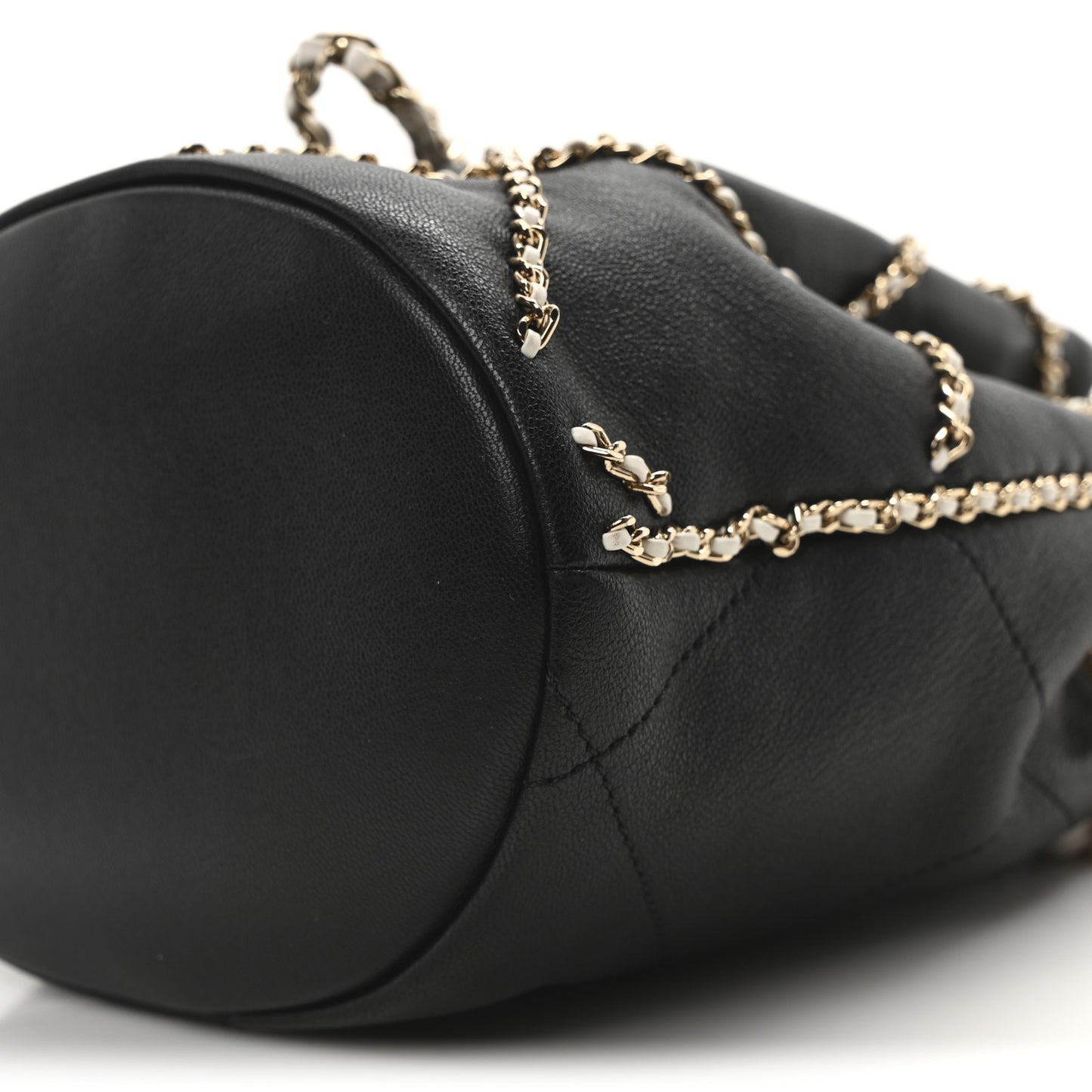 Lambskin Entwined Chain Bucket Bag Black