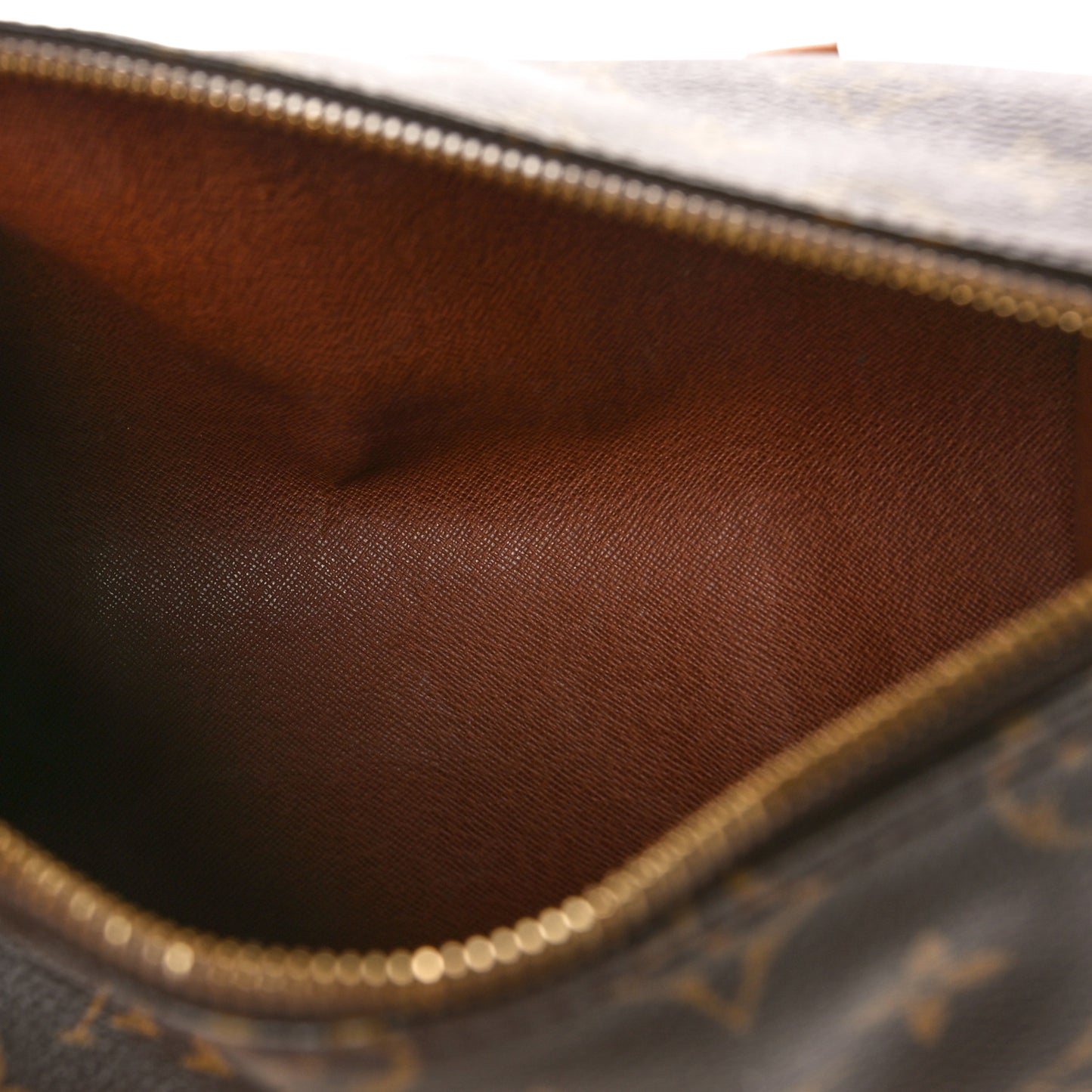 Monogram Papillon 26