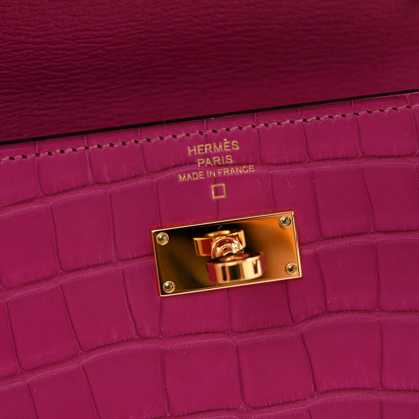 Matte Alligator Kelly Wallet To Go Rose Scheherazade