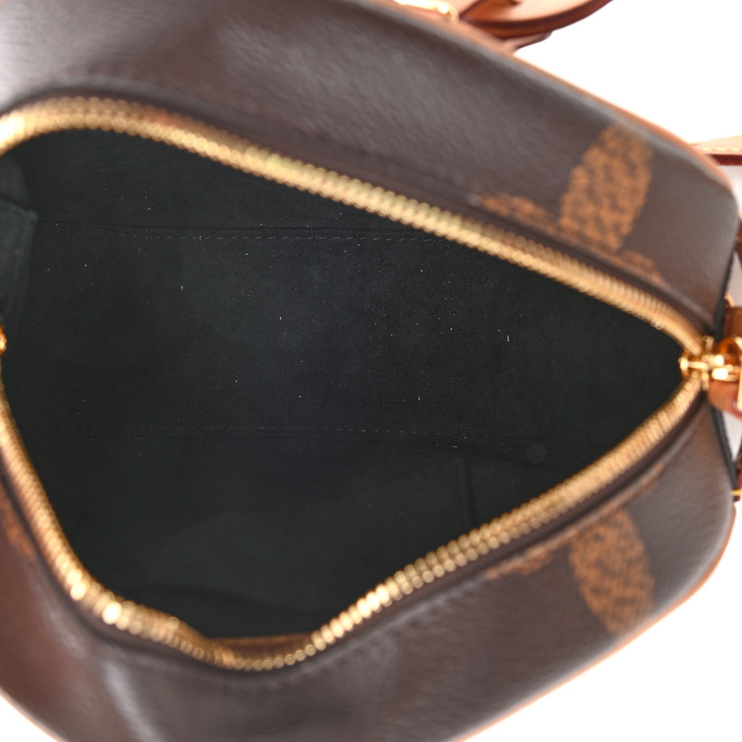 Reverse Monogram Giant Boite Chapeau Souple