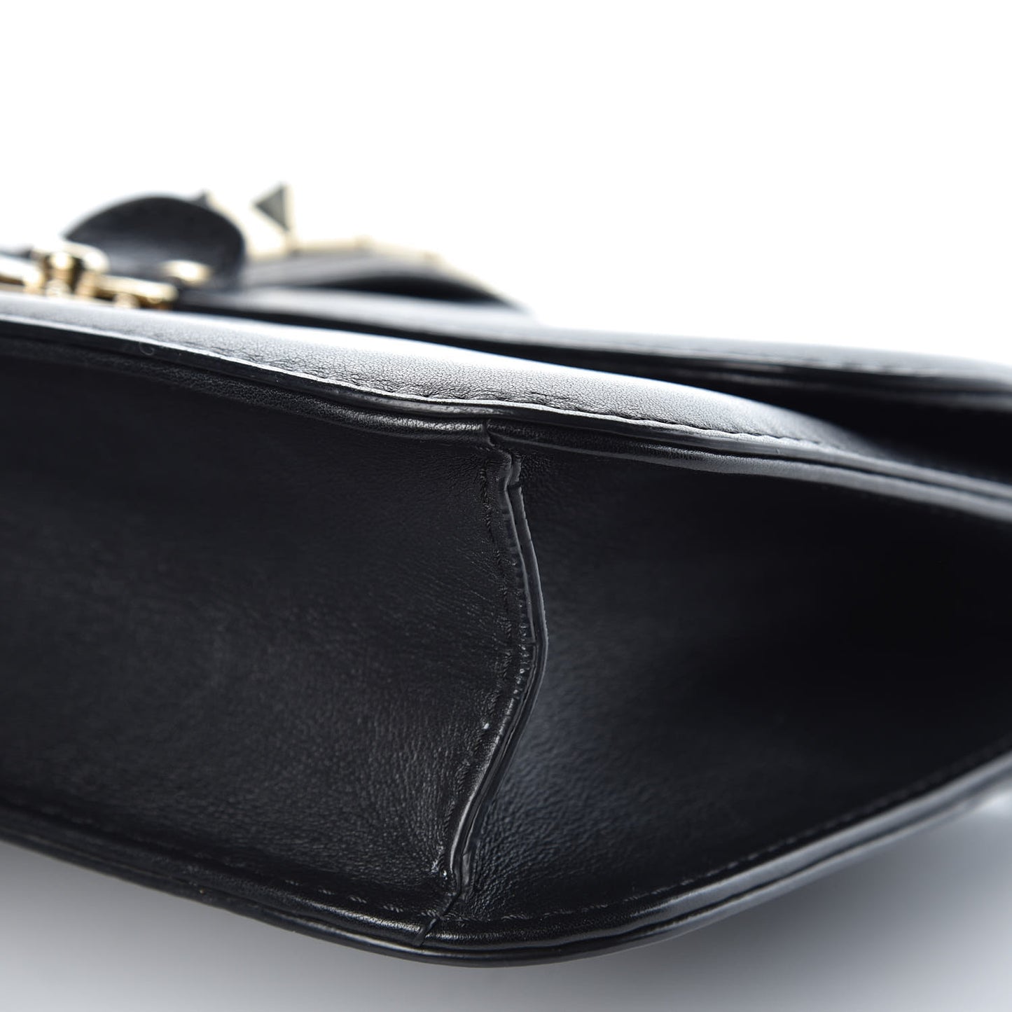 Vitello Medium Glam Lock Rockstud Flap Black