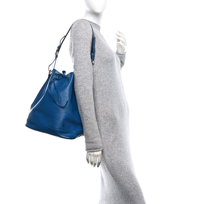 Louis Vuitton Epi Noe Toledo 2 of 9