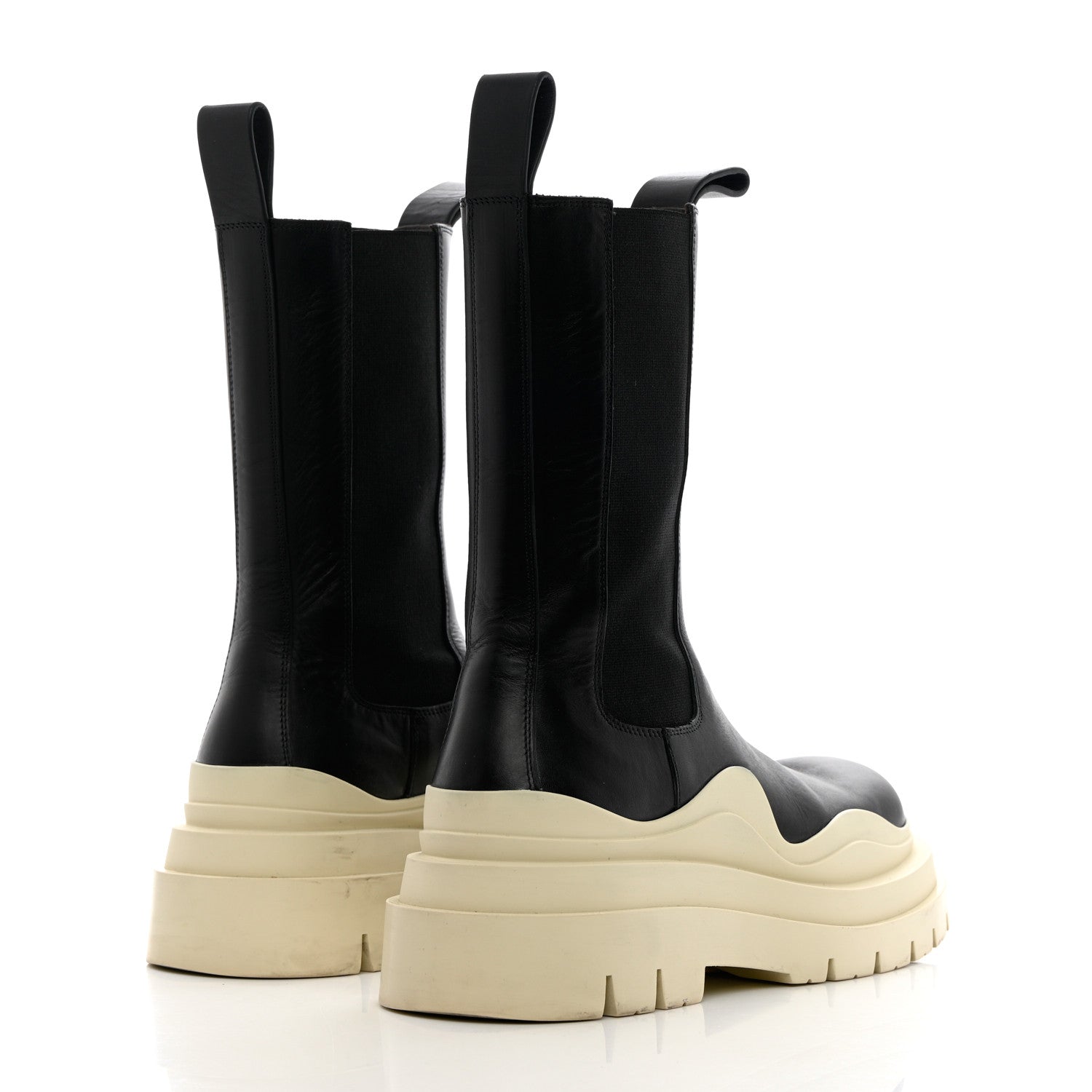 Bottega Veneta Calfskin The Tire Chelsea Boots 36 Black Sea Salt 4 of 18