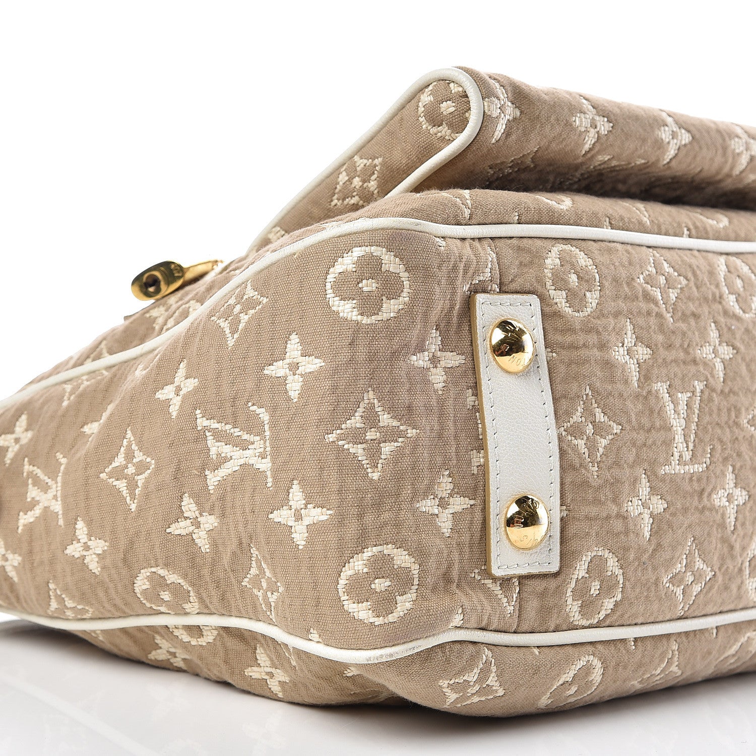 Louis Vuitton Monogram Sabbia Cabas MM White 18 of 21