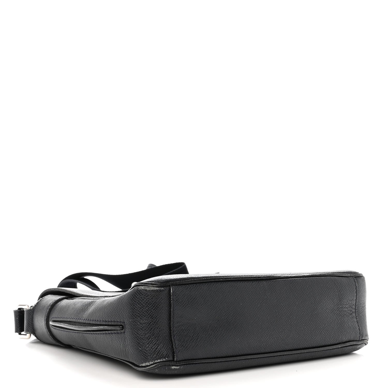 Louis Vuitton Taiga Milo Messenger Boreal 4 of 11