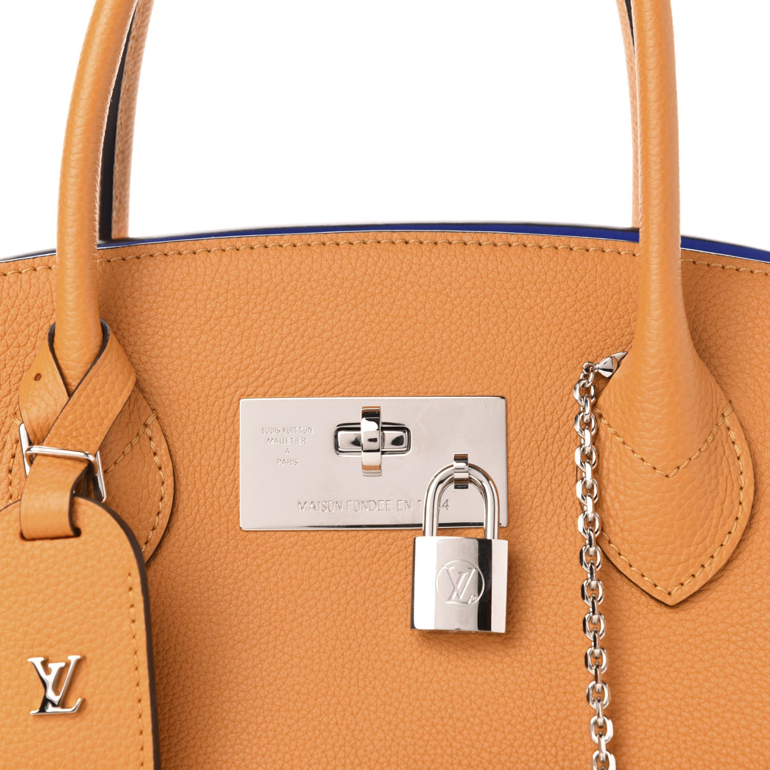 Louis Vuitton Veau Nuage Milla PM Safran 11 of 11