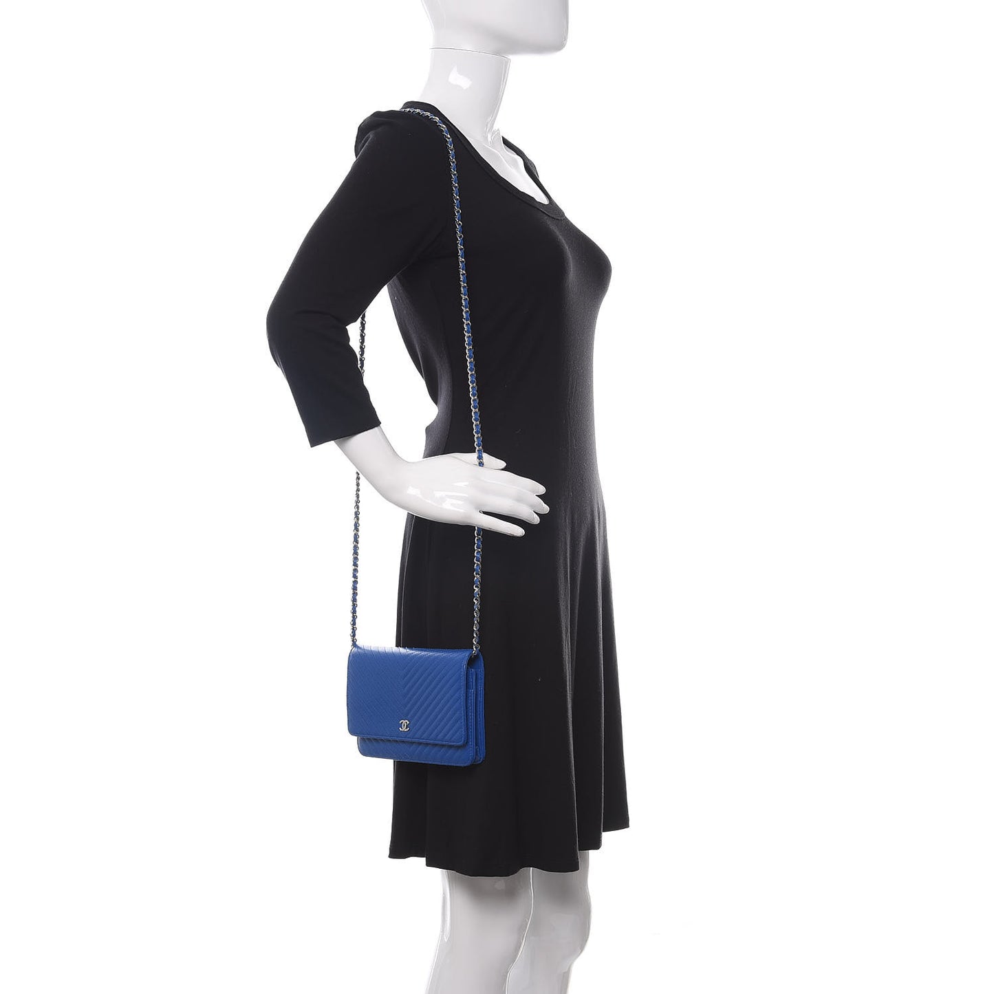 Caviar Chevron Quilted Wallet On Chain WOC Bright Blue