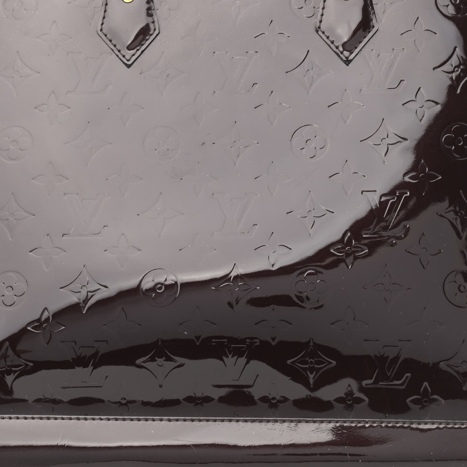 Louis Vuitton Vernis Alma GM Amarante 9 of 16