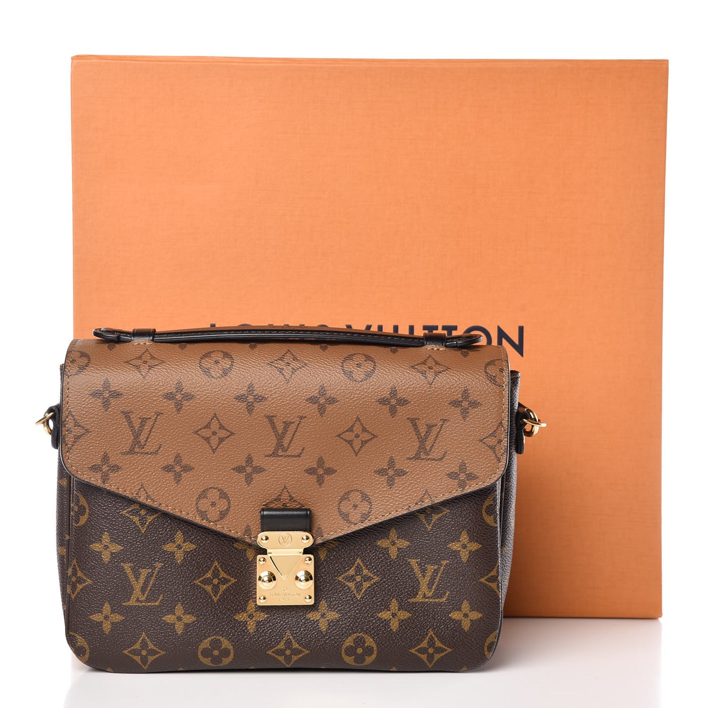 Reverse Monogram Pochette Metis