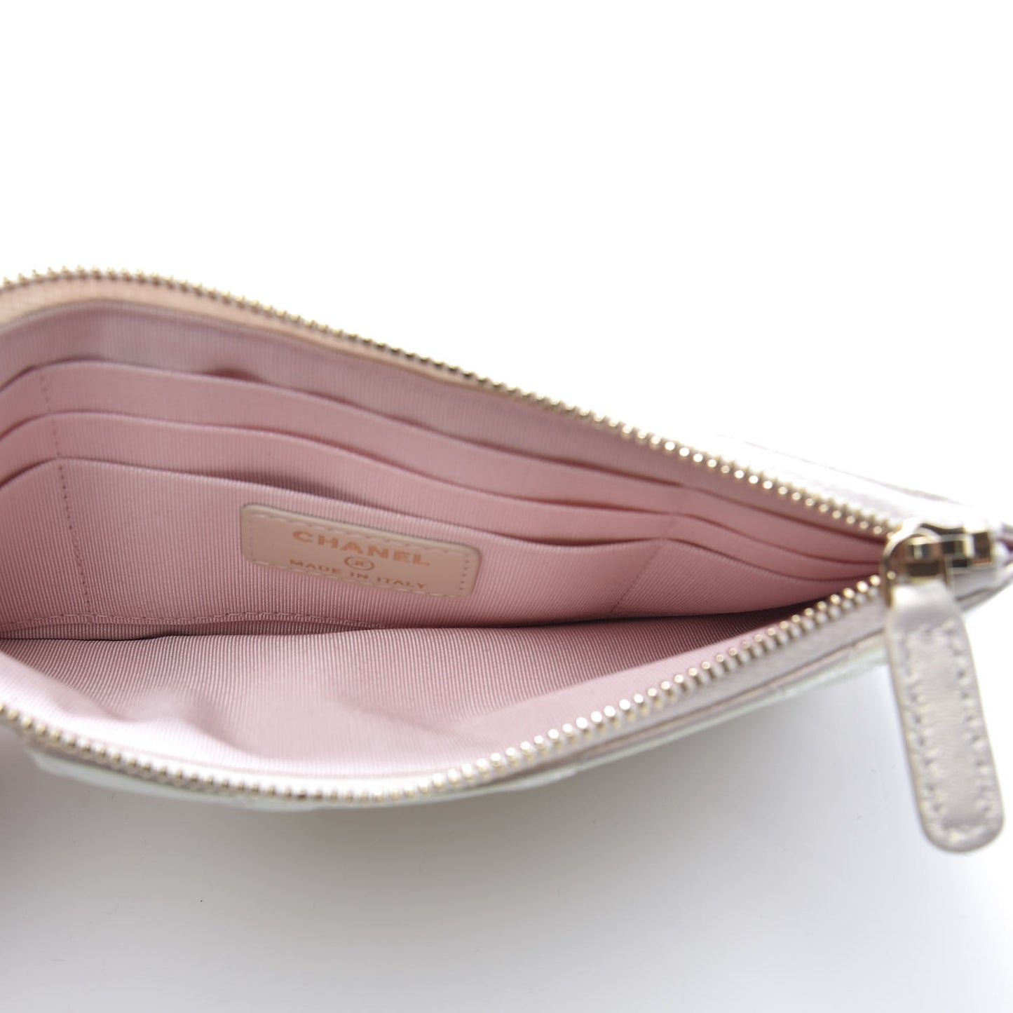 Iridescent Lambskin Quilted Classic Flat Wallet Pouch Ivory