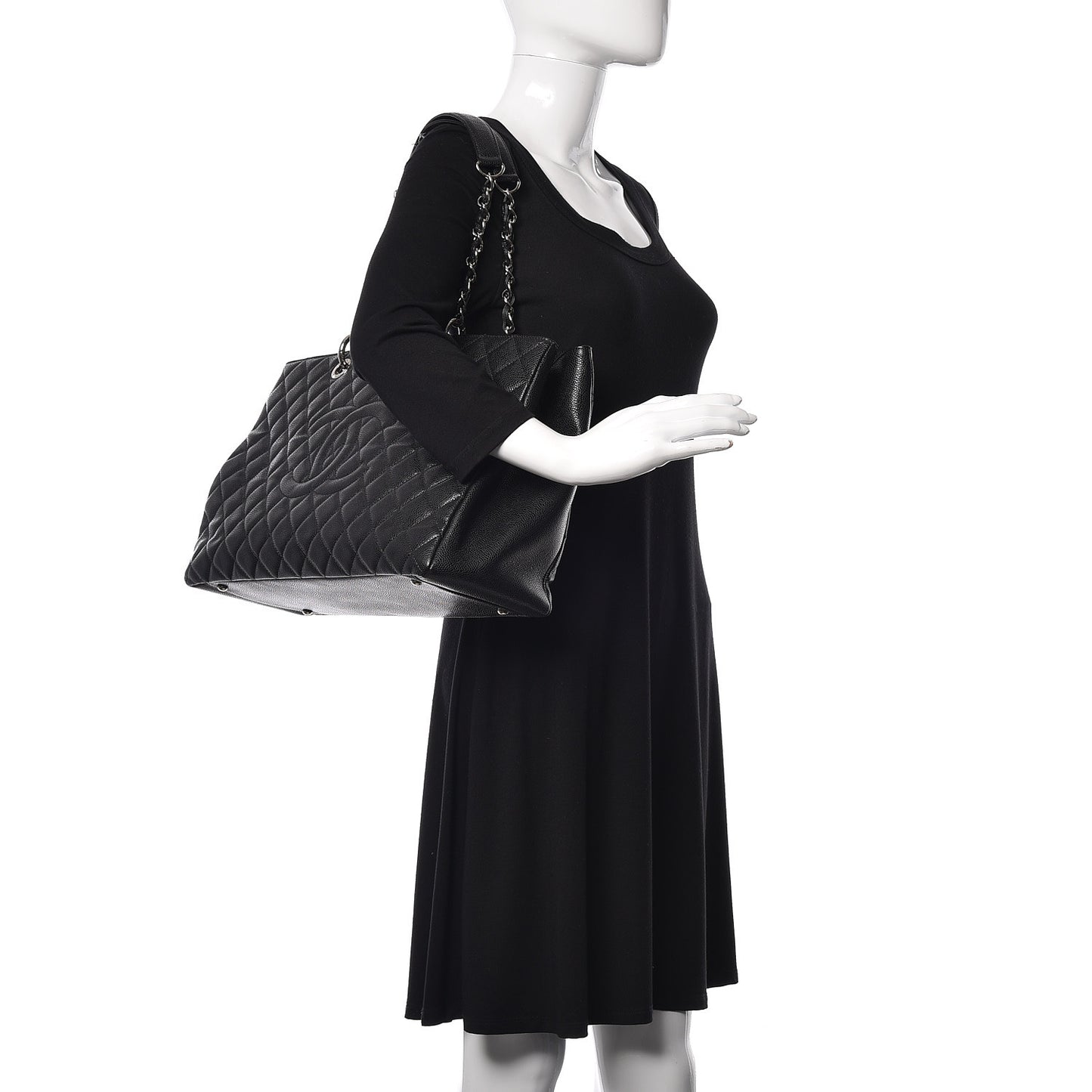 Caviar Quilted XL Grand Shopping Tote GST Black