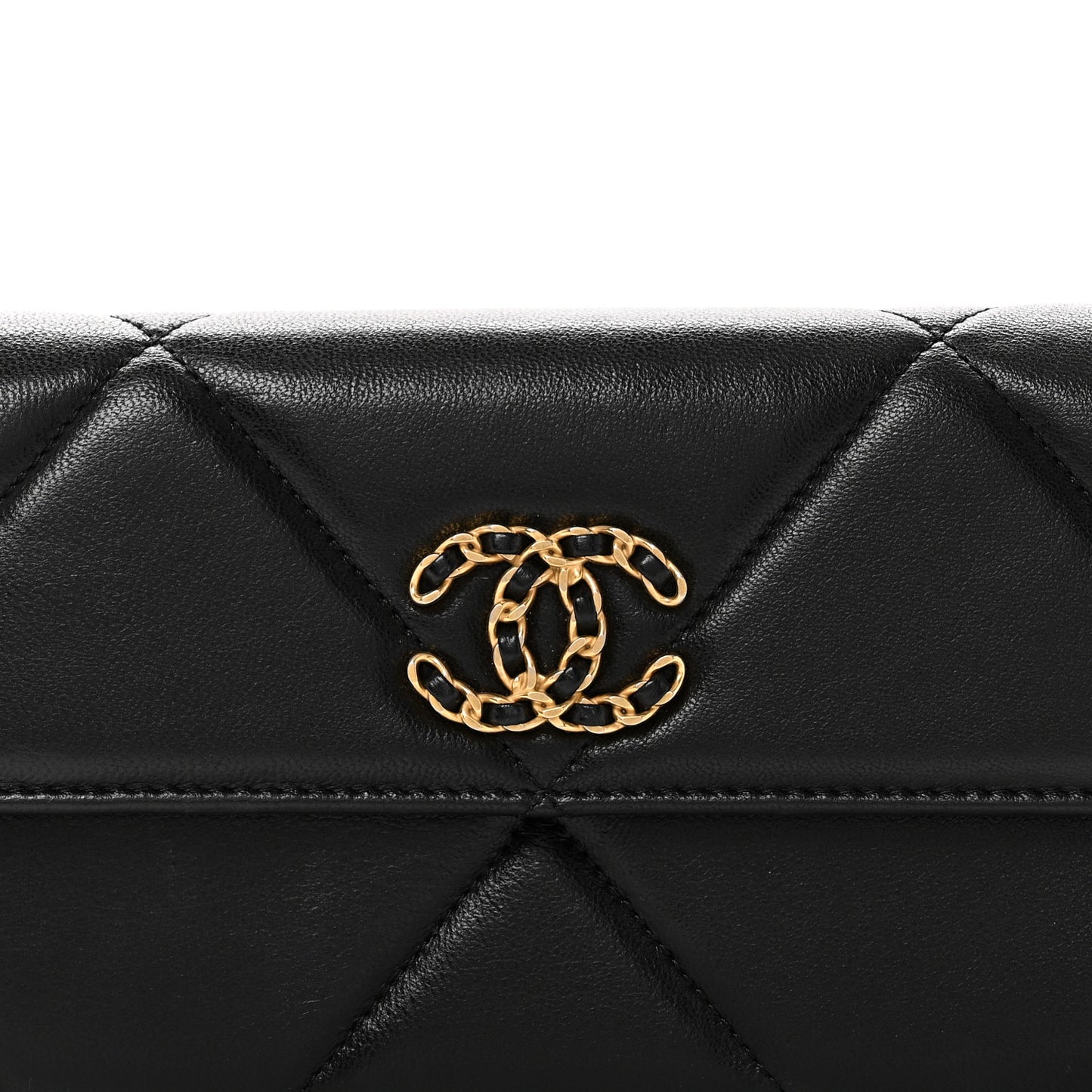 Lambskin Quilted Chanel 19 Flap Wallet Black