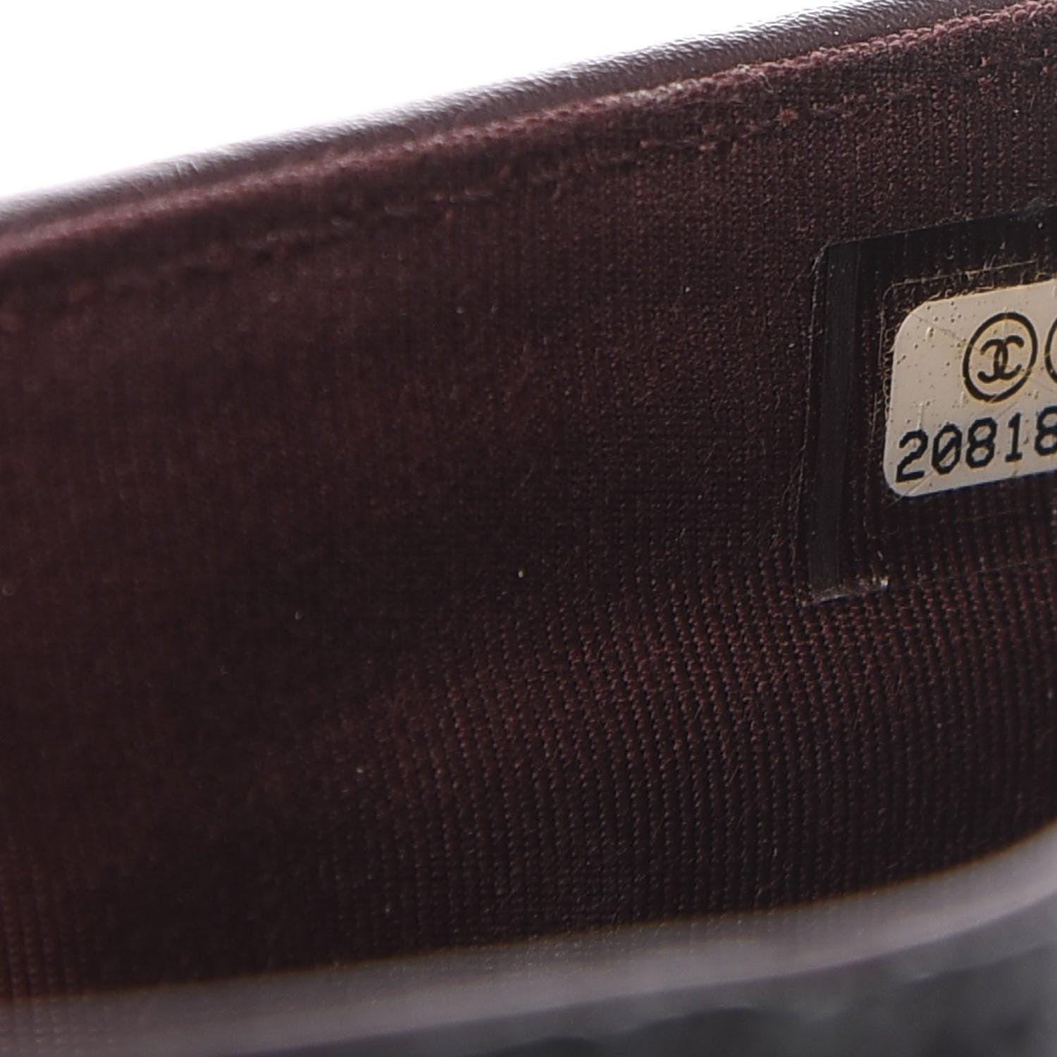 Chanel Caviar Quilted Yen Wallet Black 7 of 10