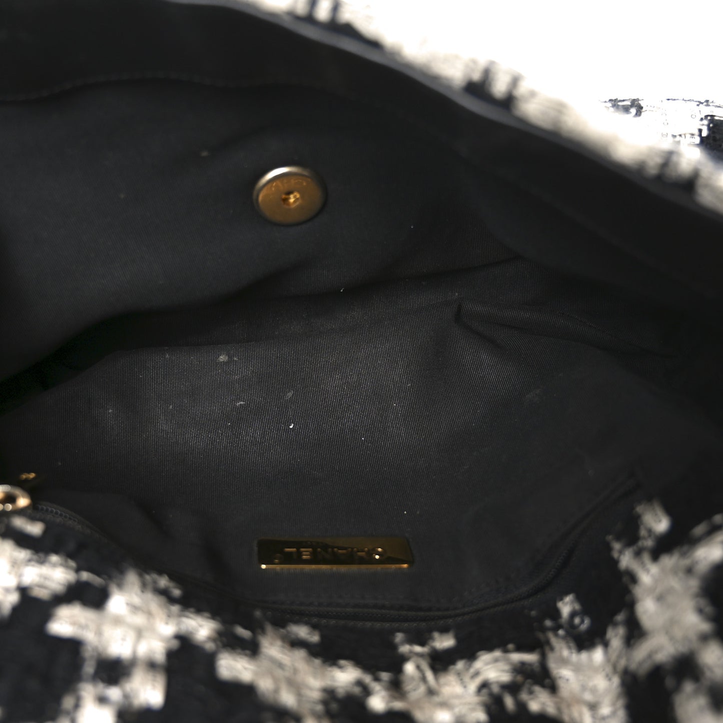 Tweed Quilted Large Chanel 19 Flap Black Ecru White