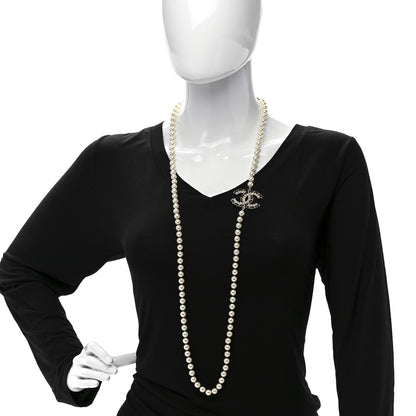 Chanel Pearl Lambskin CC Vintage Allure Necklace Gold 2 of 6