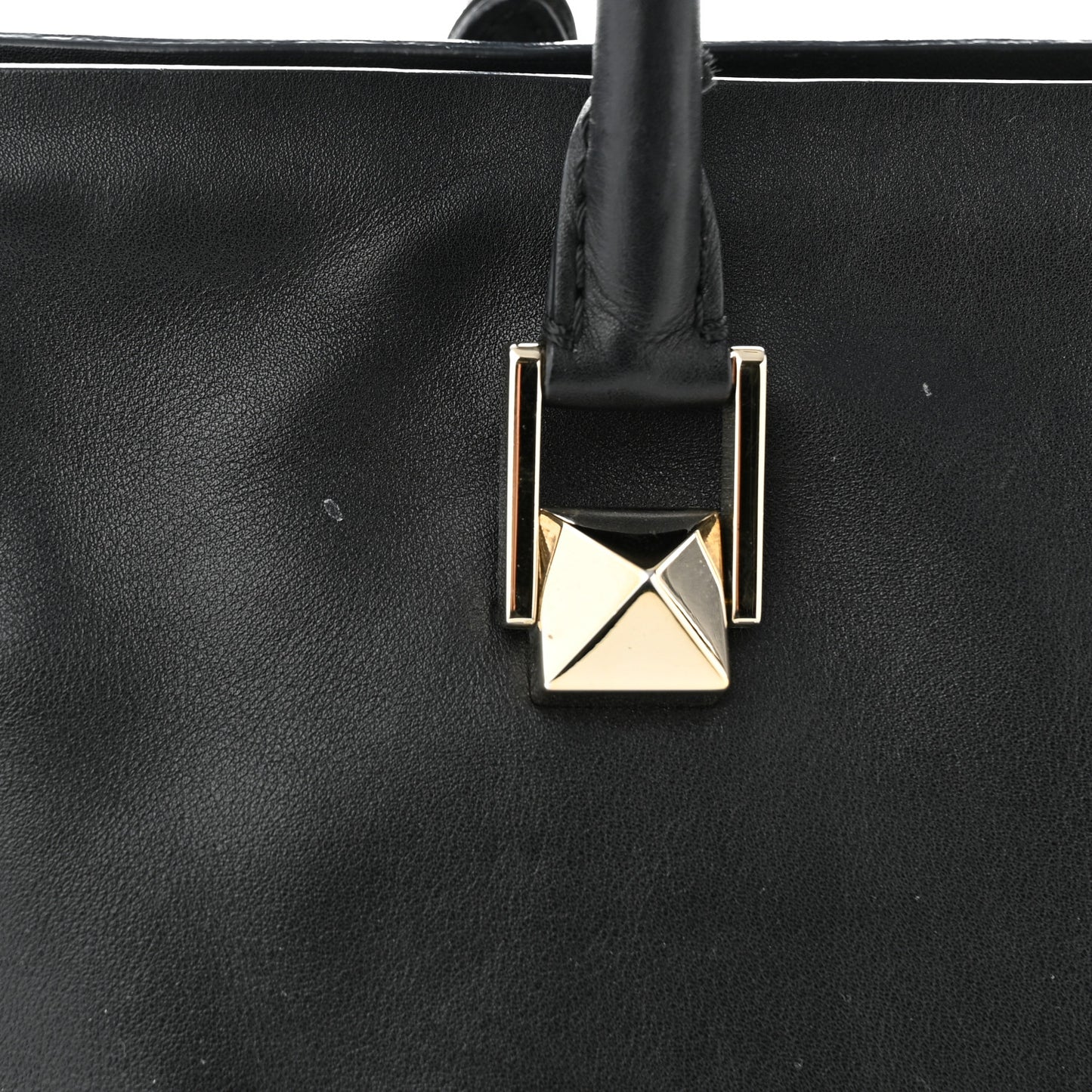 Vitello Macro Rockstud Runway Tote Black