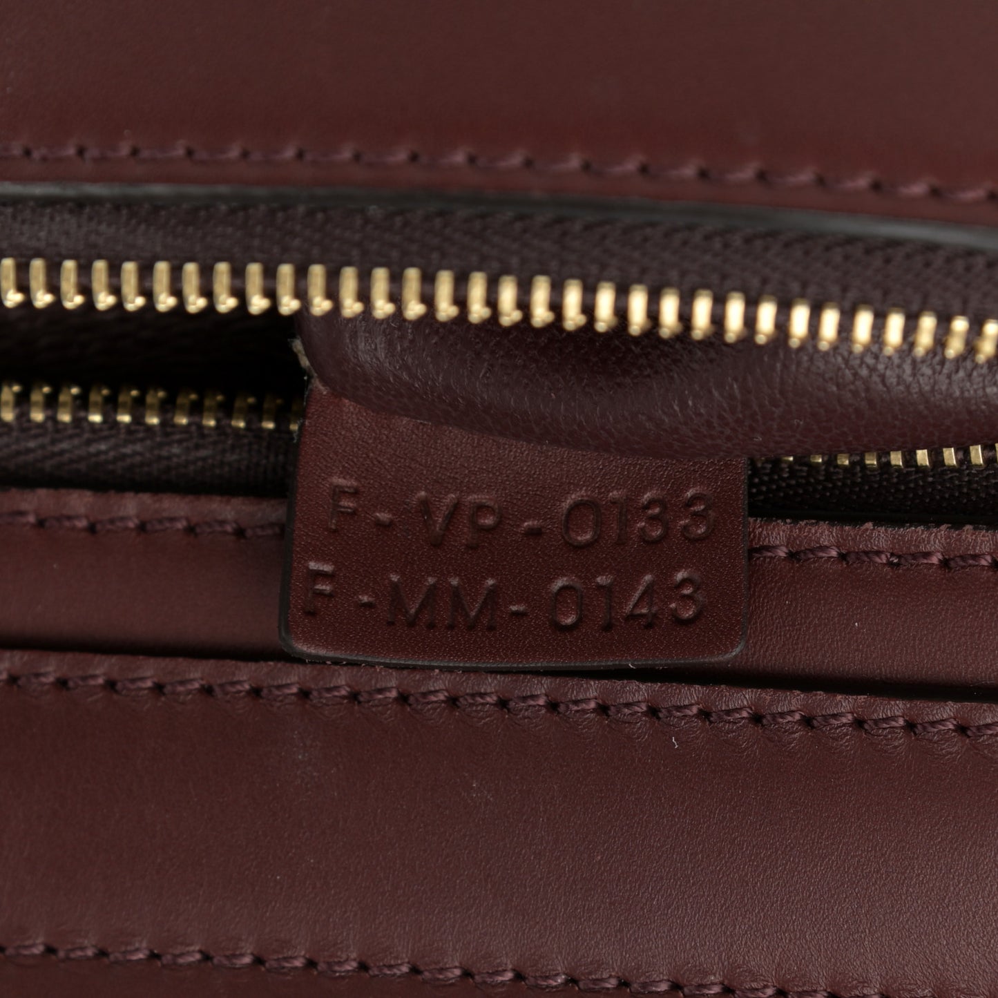 Smooth Calfskin Suede Medium Trapeze Burgundy