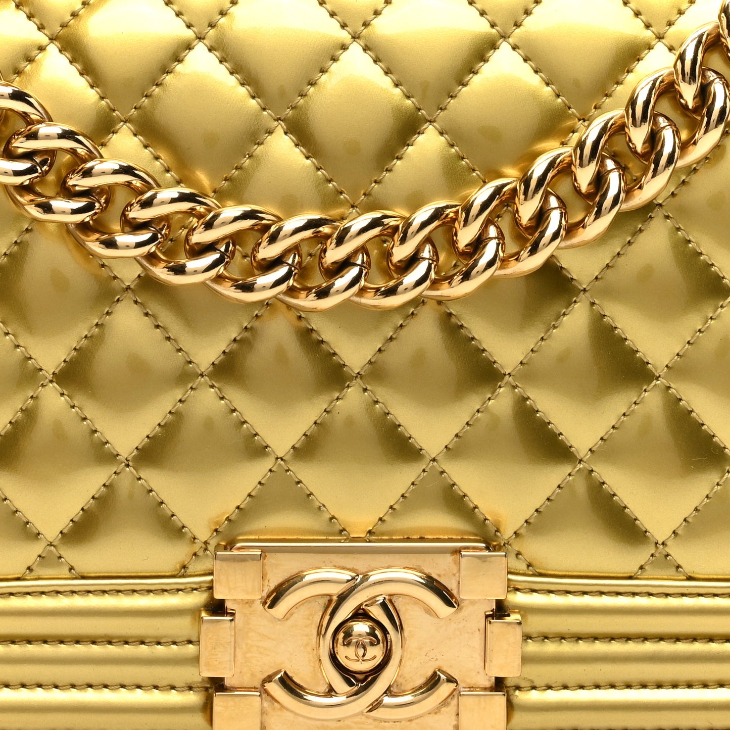 Metallic Patent Calfskin Quilted Medium Boy Flap Gold