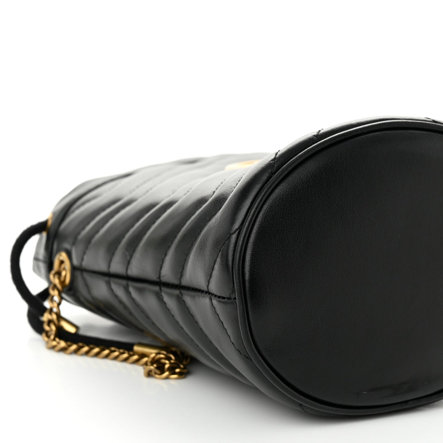 Calfskin Matelasse Mini GG Marmont 2.0 Bucket Bag Black