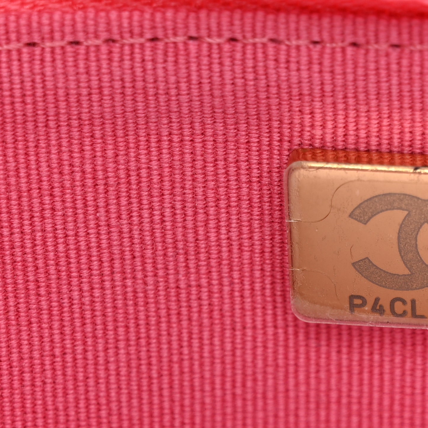 Caviar Quilted Wallet on Chain WOC Pink