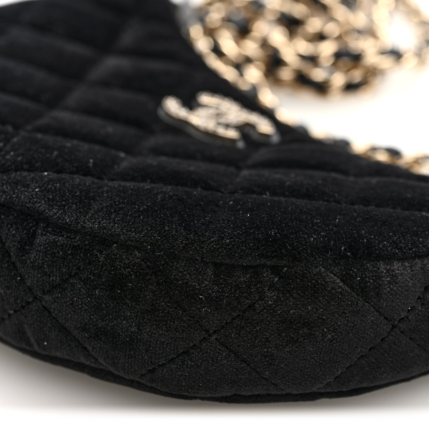 Chanel Velvet Crystal Quilted Chain Hobo Black 1854009 – FASHIONPHILE