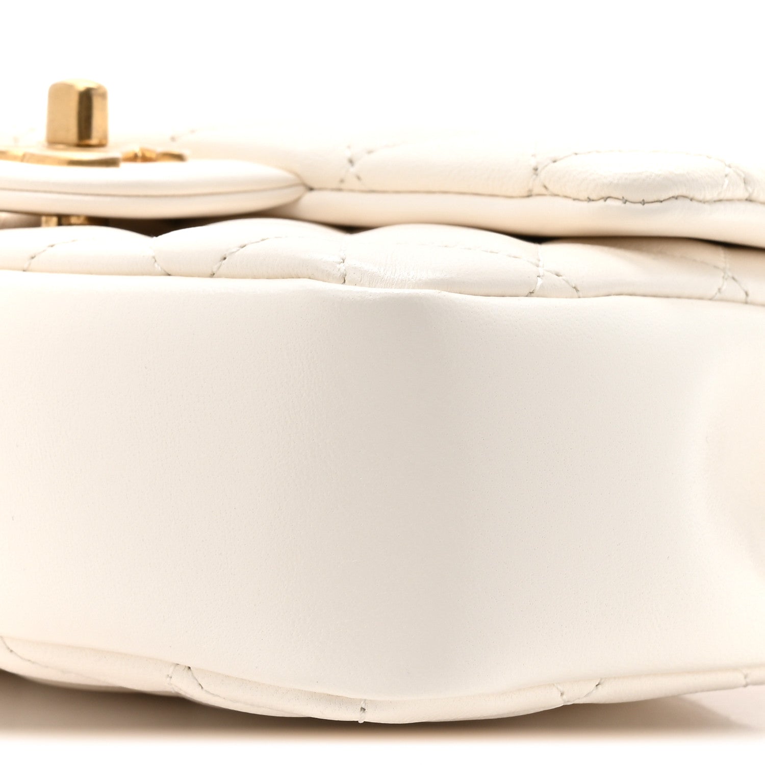 Chanel Shiny Lambskin Quilted Pearl Twist Mini Square Flap White 9 of 11