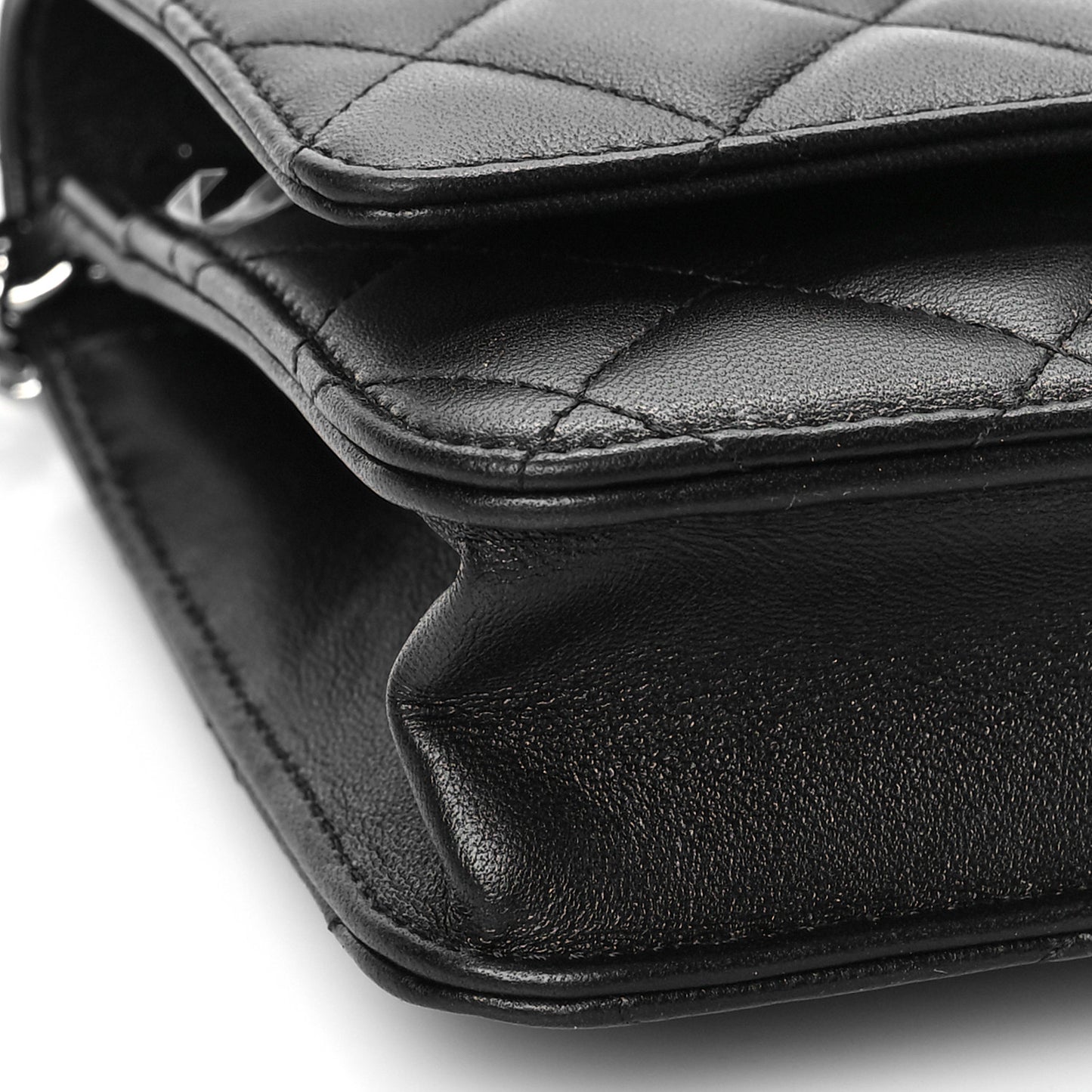 Lambskin Quilted Wallet On Chain WOC Black