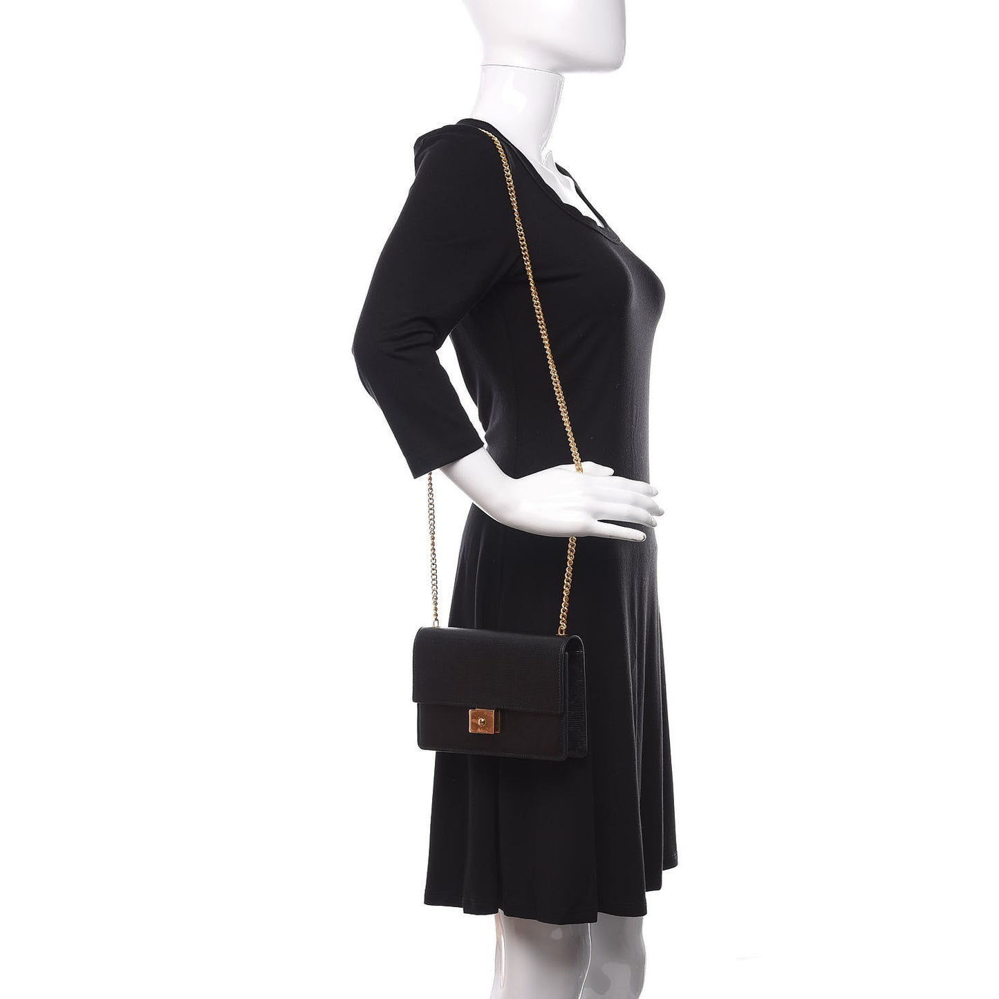 Small Classic Grain Cheyne Clutch Black
