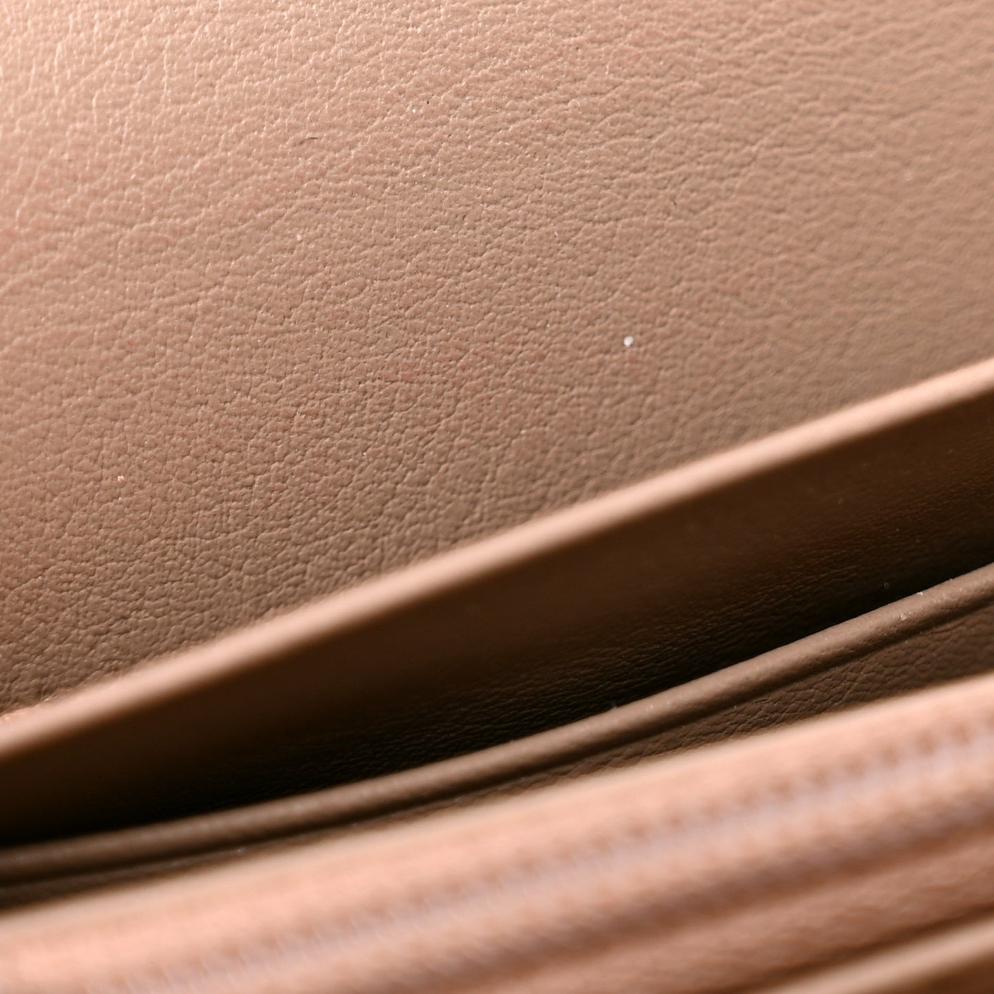 Calfskin Matelasse GG Marmont Continental Wallet Porcelain Rose