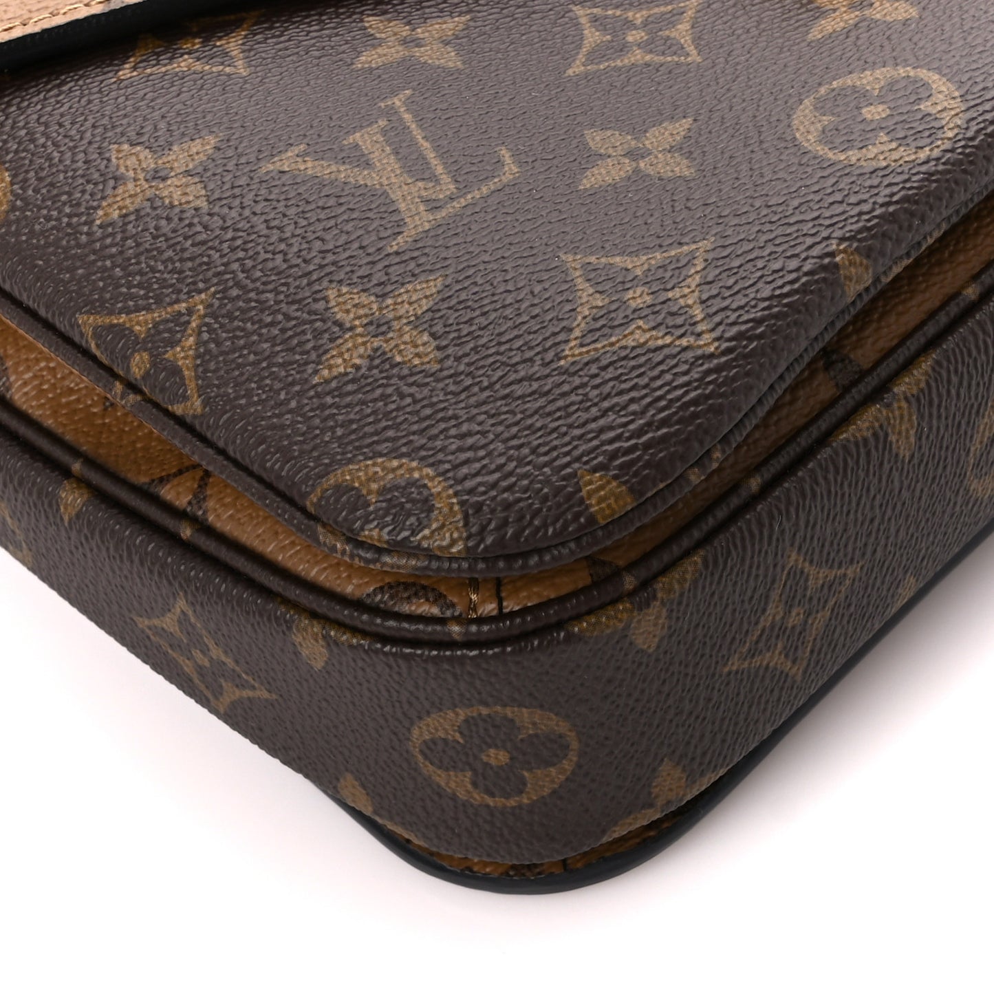 Reverse Monogram Pochette Metis