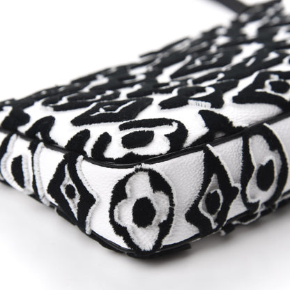 Louis Vuitton X UF Tufted Monogram Pochette Accessories White Black 6 of 11