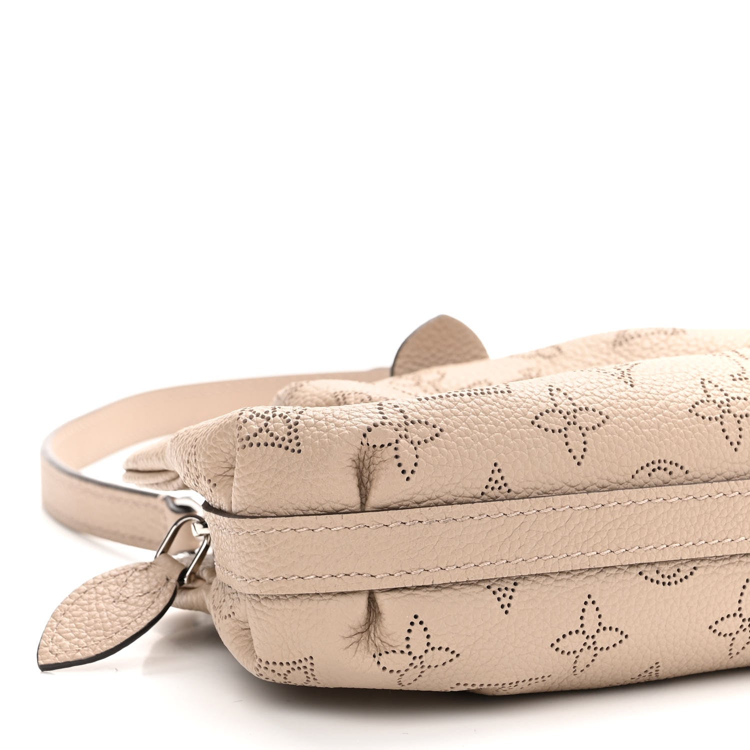 Louis Vuitton Mahina Scala Mini Pouch Galet 7 of 10