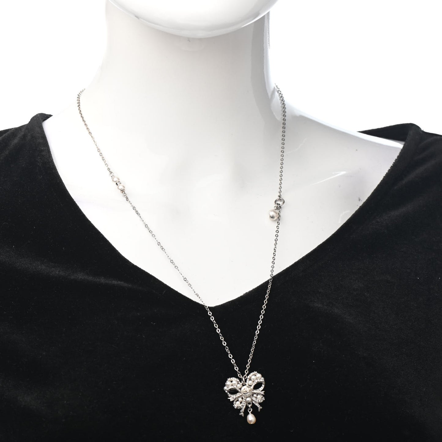 Crystal Pearl CC Bow Long Necklace Silver