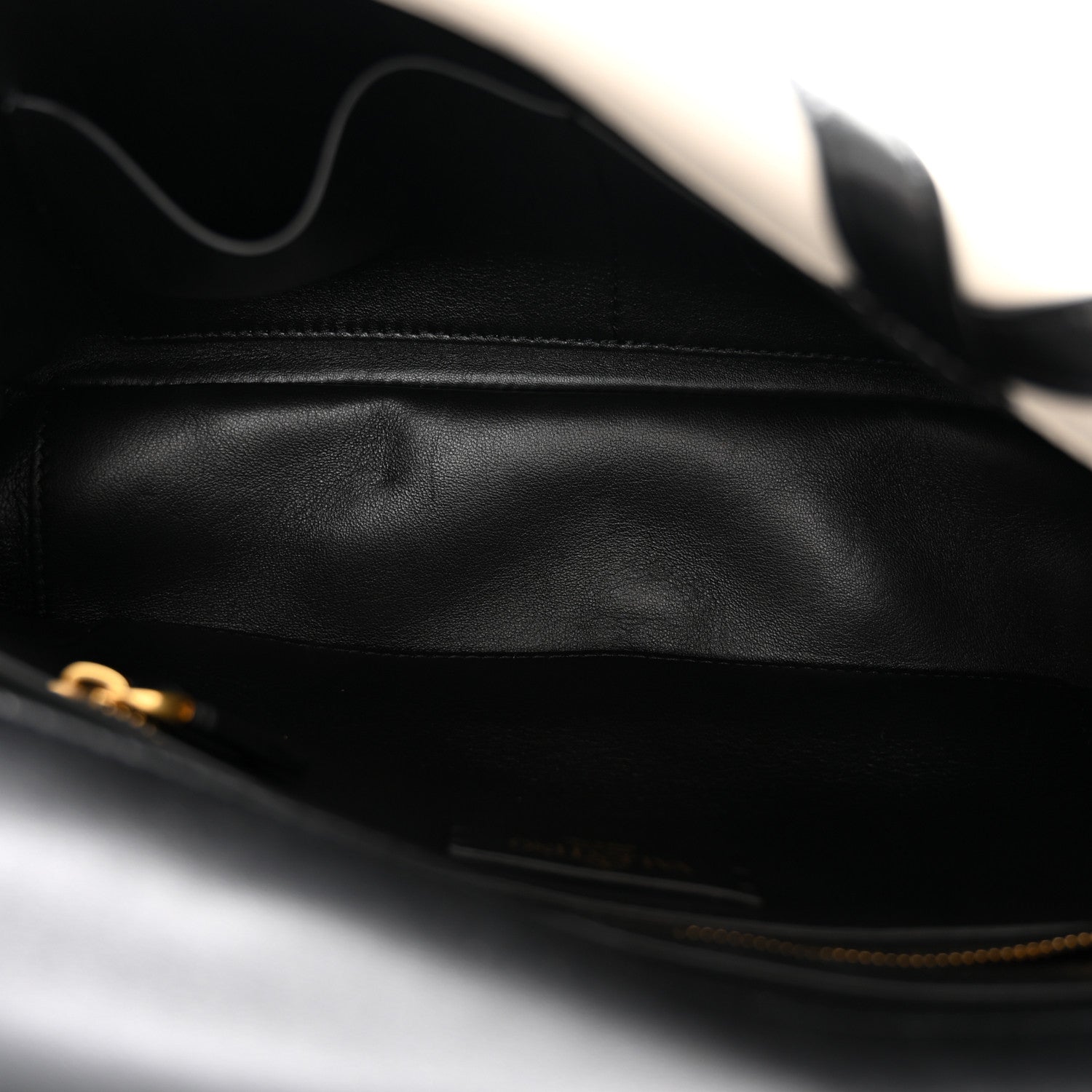 Valentino Garavani Nappa Large Roman Stud Shoulder Bag Ivory Black 5 of 10
