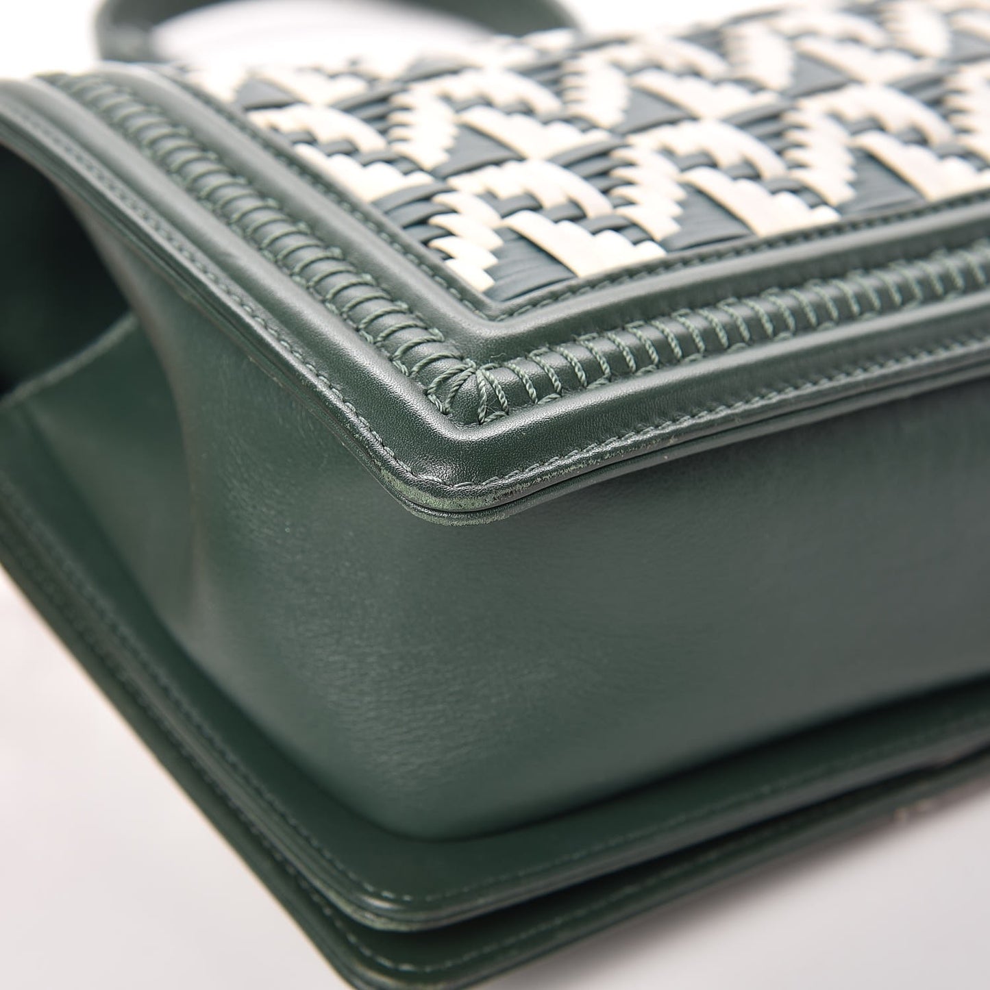 Calfskin Woven Medium Boy Flap Green White