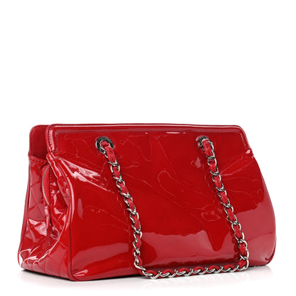 Chanel Vinyl Lipstick Ligne Tote Red 2 of 4