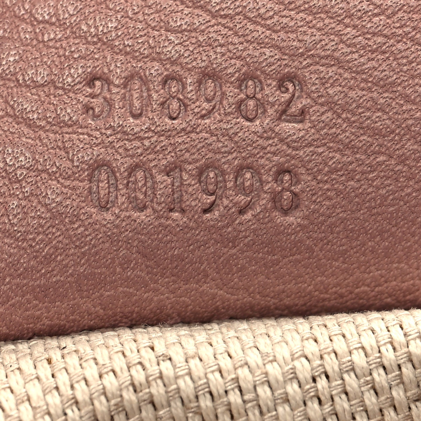 Pebbled Calfskin Medium Soho Chain Shoulder Bag Dark Cipria